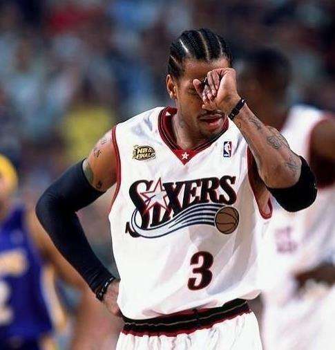 中超11月最佳阵容：法比奥、瓦科领衔，吴曦、王燊超入选（中超11月最佳阵容出炉：法比奥、瓦科领衔，吴曦、王燊超入围）