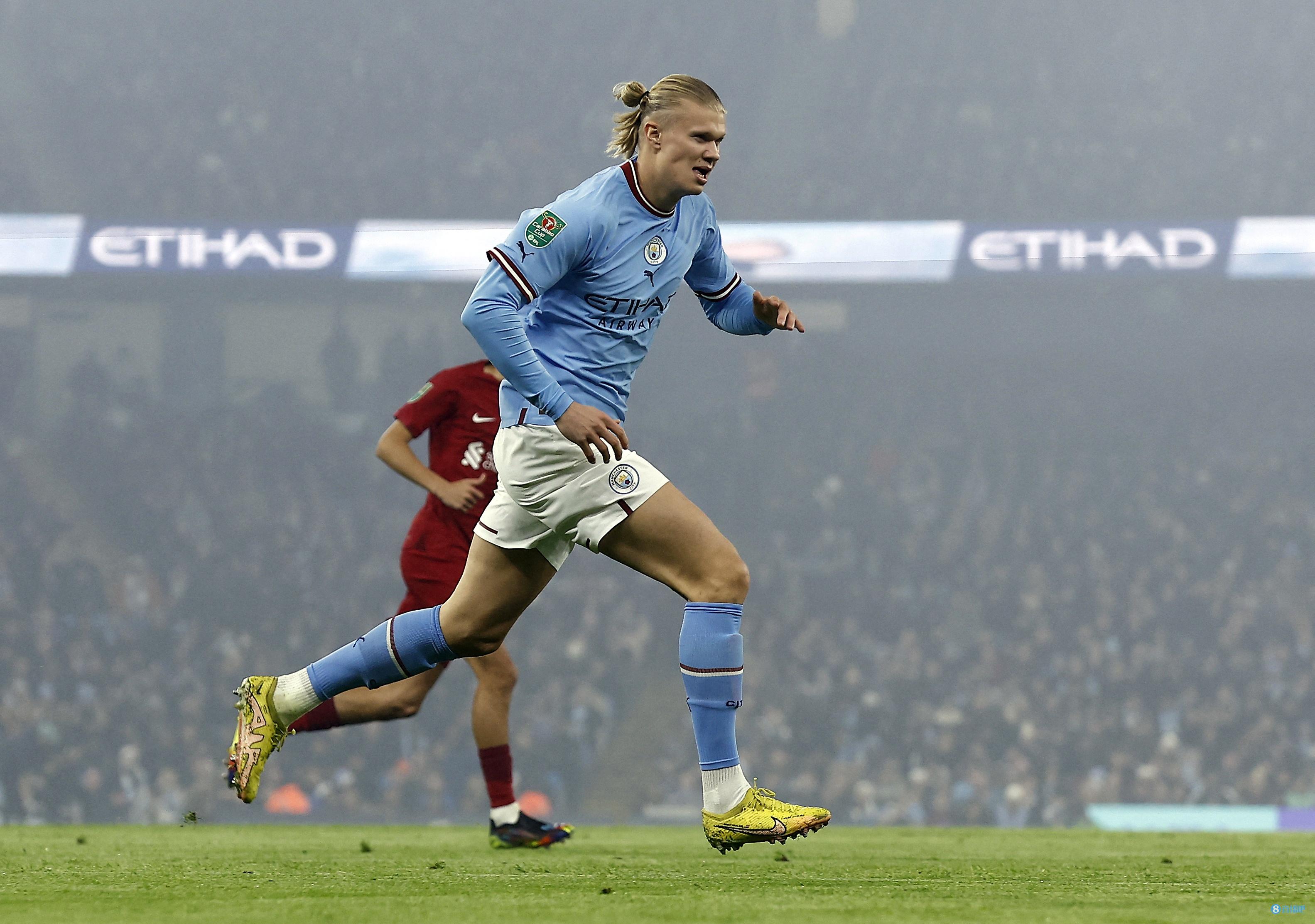 友谊赛半场：米德、斯坦韦均双响，中国女足0-5英格兰女足（热身赛半场：米德、斯坦韦各梅开二度 中国女足0比5落后英格兰女足）