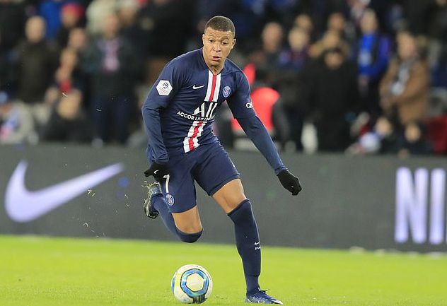 大乌龙，皇马年度大会悼念若塔兄弟，但安德烈-席尔瓦配错图（皇马年会悼念若塔兄弟，却误用安德烈-席尔瓦照片）