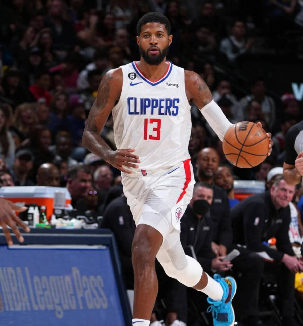 图片报：瓜帅对埃切韦里的情况不满，球员冬窗可能被租回河床（图片报：瓜迪奥拉不满埃切韦里现状，冬窗或将其租回河床）