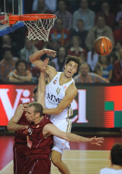 本赛季只代表皇马出场1次，西媒：卢宁进入国米视野（西媒：本季仅为皇马出战1场，卢宁进入国米引援名单）