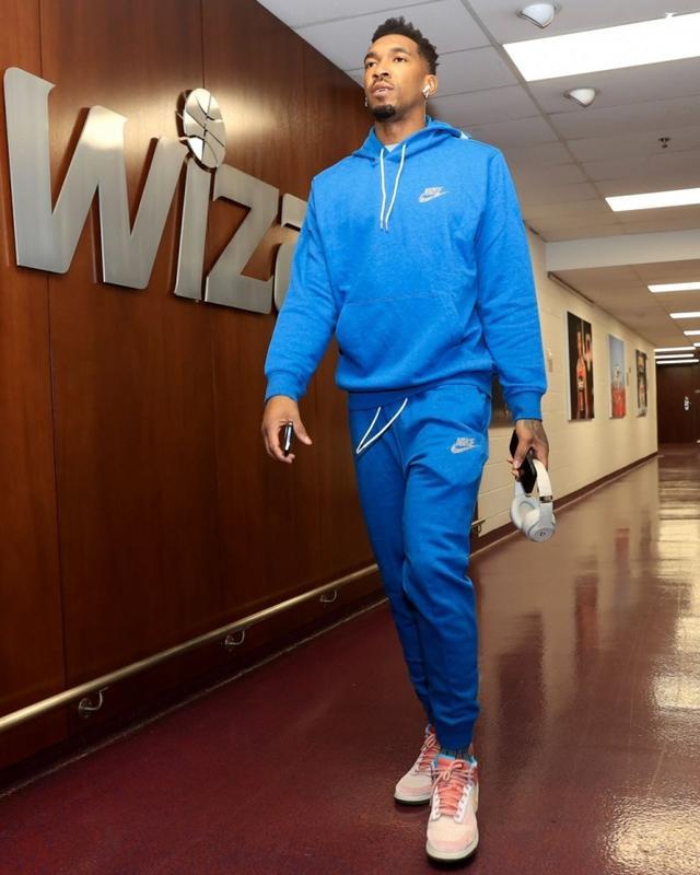 球报：尤文和曼市双雄有意尤尔曼德，后者被葡体定价约6000万欧（球报：尤文与曼联曼城看上尤尔曼德，葡体要价约6000万欧）